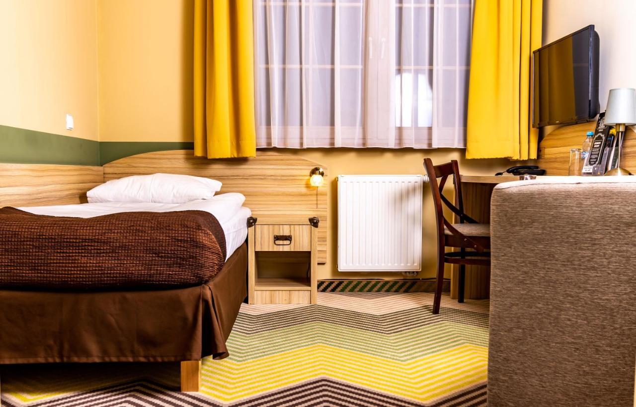 Hotel Texas - Żory Εξωτερικό φωτογραφία
